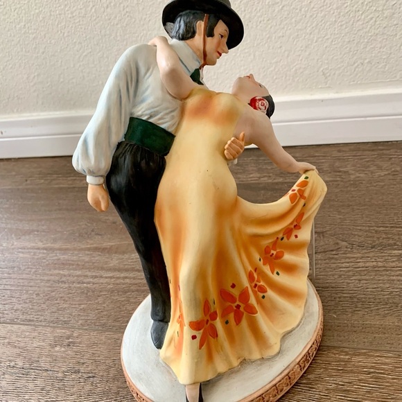 Flamenco Dancers whiskey Decanter footlights spotlights - Picture 11 of 16